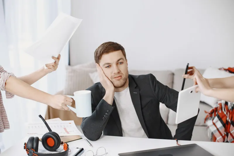 Every App Switch Costs More Than You Think: Reclaiming Productivity Lost to Fragmented Cloud Workflows